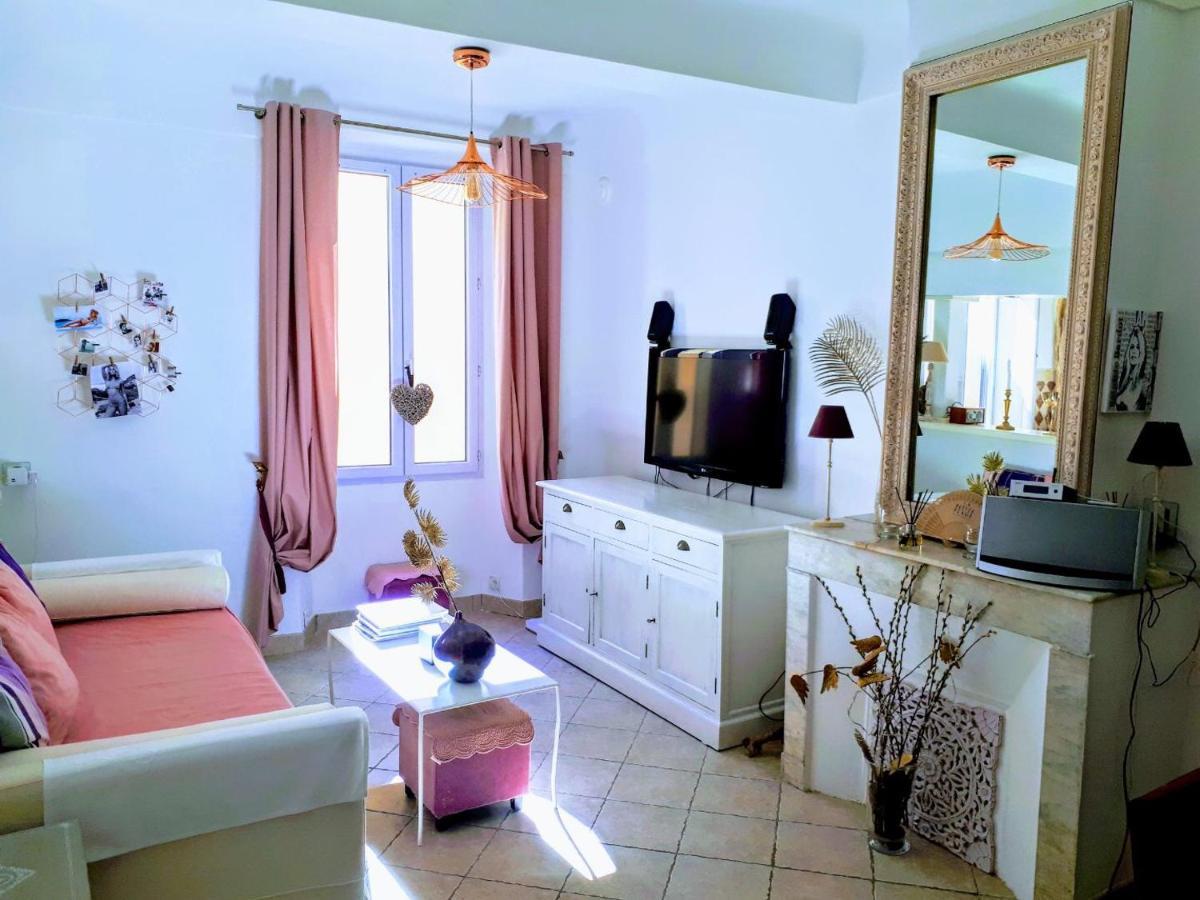 Appartement De Charme Au Coeur De Saint-Tropez Exteriör bild