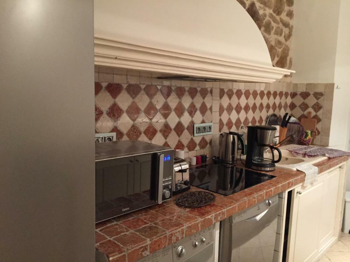 Appartement De Charme Au Coeur De Saint-Tropez Exteriör bild